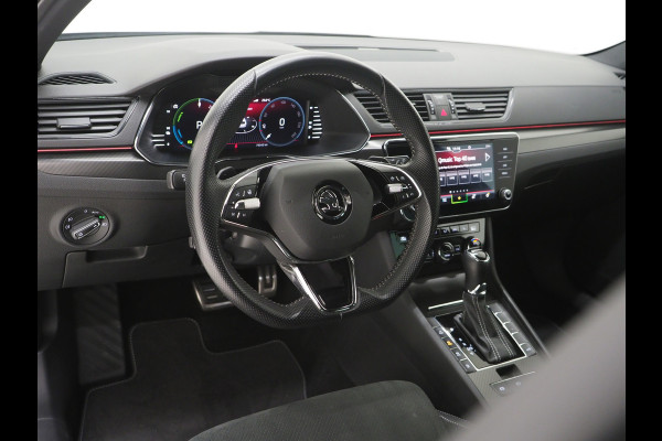 Škoda Superb Combi 1.4 TSI iV Sportline | Leder/Alcantara | Trekhaak | Carbon | Memory | Sfeerlicht | Keyless | Adaptive Cruise
