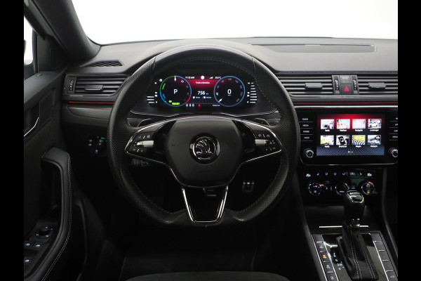 Škoda Superb Combi 1.4 TSI iV Sportline | Leder/Alcantara | Trekhaak | Carbon | Memory | Sfeerlicht | Keyless | Adaptive Cruise