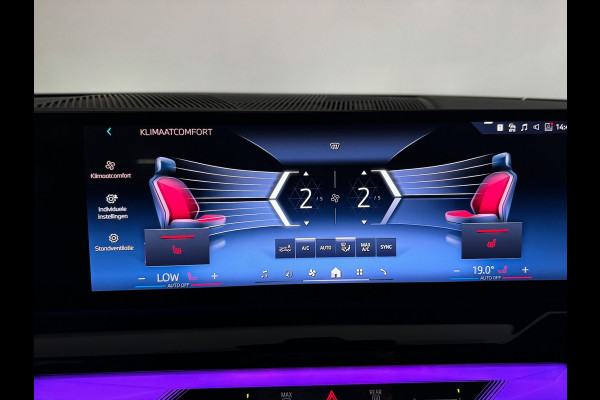 BMW 5 Serie Touring 520i M Pano|H/K|BlindSpot|Maxton|Trekhaak|Sfeer|Camera