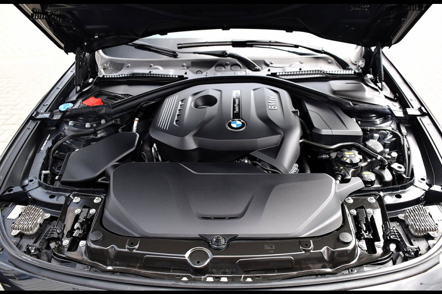 BMW 3-serie Gran Turismo 320i High Executive*M-Pakket*Pano*Head-up*Virtual cockpit*Camera*Enz