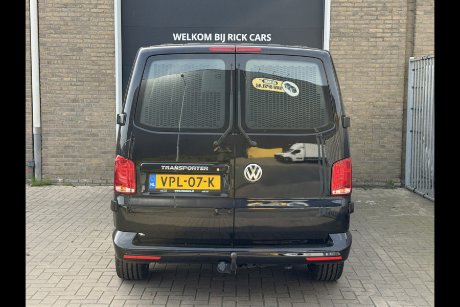 Volkswagen Transporter 2.0 TDI 110PK Euro 6 L2H1 28 Highline Cruise Control/trekhaak/carplay