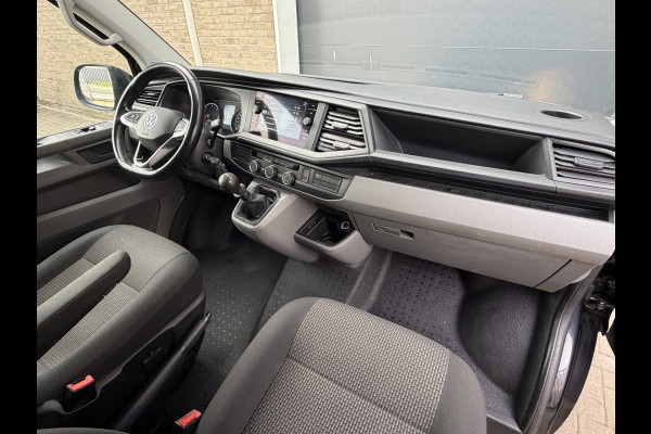 Volkswagen Transporter 2.0 TDI 110PK Euro 6 L2H1 28 Highline Cruise Control/trekhaak/carplay