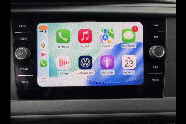 Volkswagen Transporter 2.0 TDI 110PK Euro 6 L2H1 28 Highline Cruise Control/trekhaak/carplay