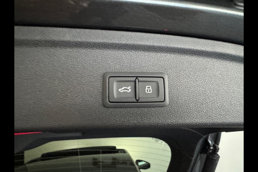 Audi RS3 Sportback 2.5 TFSI quattro Pano|HuD|B&O|FULL PPF|Keyless