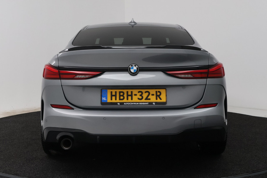 BMW 2 Serie Gran Coupé 218i M Sport Edition (STOELVERWARMING, CRUISE ADAPTIEF, NAVIGATIE, SFEERVERLICHTING)