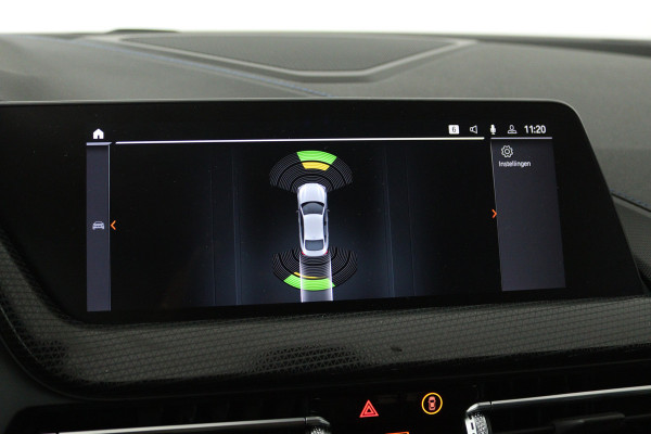 BMW 2 Serie Gran Coupé 218i M Sport Edition (STOELVERWARMING, CRUISE ADAPTIEF, NAVIGATIE, SFEERVERLICHTING)