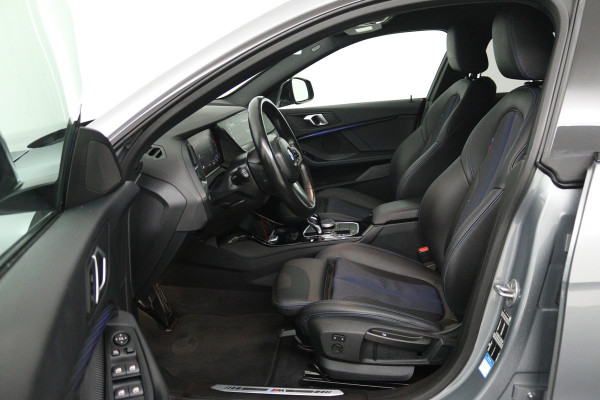 BMW 2 Serie Gran Coupé 218i M Sport Edition (STOELVERWARMING, CRUISE ADAPTIEF, NAVIGATIE, SFEERVERLICHTING)