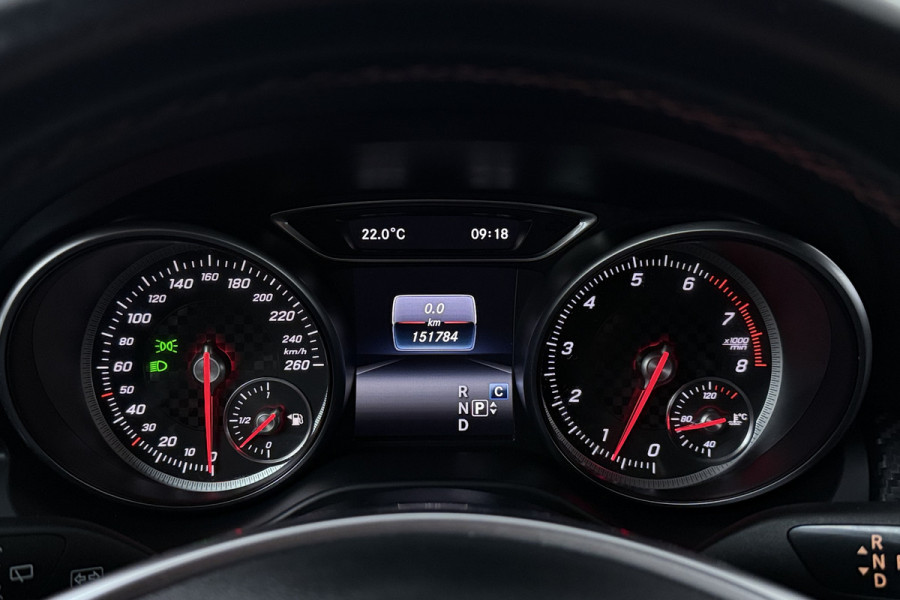 Mercedes-Benz A-Klasse 160 Ambition (NAVIGATIE, CRUISE CONTROL, PARKEERSENSOREN)