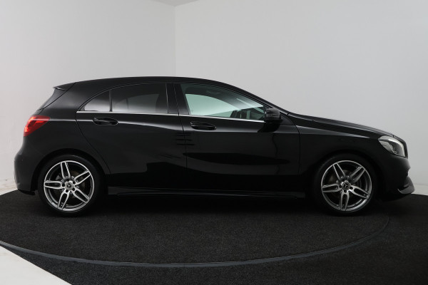 Mercedes-Benz A-Klasse 160 Ambition (NAVIGATIE, CRUISE CONTROL, PARKEERSENSOREN)