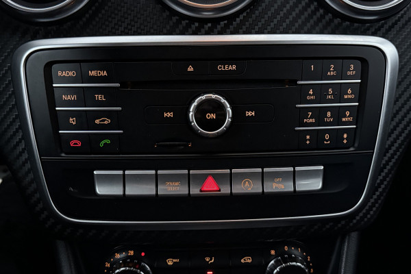 Mercedes-Benz A-Klasse 160 Ambition (NAVIGATIE, CRUISE CONTROL, PARKEERSENSOREN)