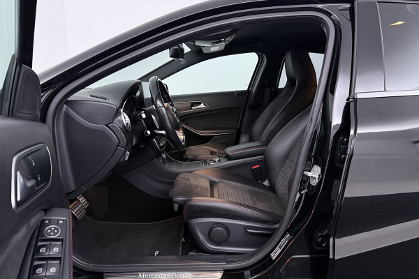 Mercedes-Benz A-Klasse 160 Ambition (NAVIGATIE, CRUISE CONTROL, PARKEERSENSOREN)