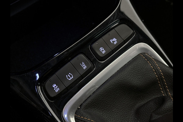 Opel Crossland X BWJ 11-2019 | 1.2T 111PK Innovation | CLIMA | NAVI | SPORTSTOELEN | CAMERA A | CARPLAY | PDC 2X | LICHTMETAAL |