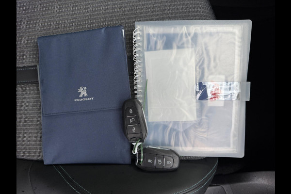 Peugeot 3008 1.6 HYbrid 225 360°Camera Nav