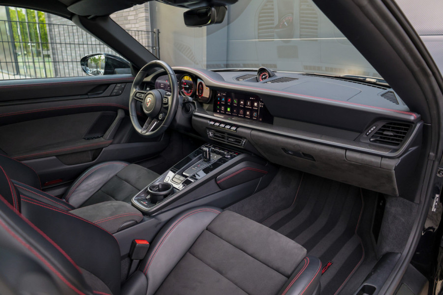 Porsche 911 Cabrio 3.0 Carrera 4 GTS | UNIEK! | TECHART | VOL! | FULL-PPF | LIFT | 360 | MEMORY | BOSE |