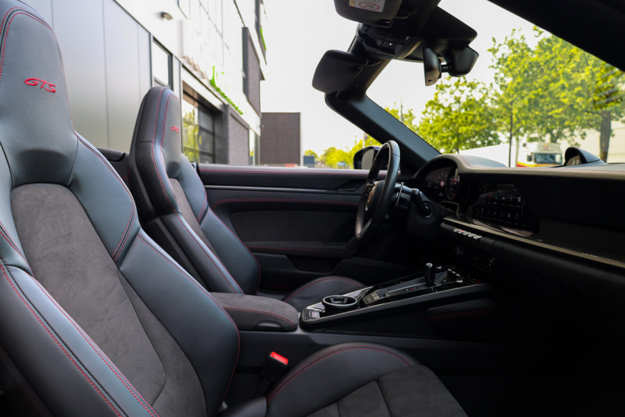 Porsche 911 Cabrio 3.0 Carrera 4 GTS | UNIEK! | TECHART | VOL! | FULL-PPF | LIFT | 360 | MEMORY | BOSE |