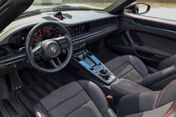 Porsche 911 Cabrio 3.0 Carrera 4 GTS | UNIEK! | TECHART | VOL! | FULL-PPF | LIFT | 360 | MEMORY | BOSE |