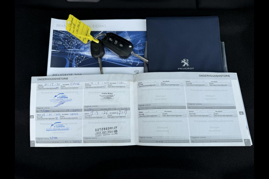 Peugeot 208 1.2 PureTech Blue Lion Navi|Airco|Cruise|Carplay|Elek ramen|Lm velgen|N.A.P|APK tot 03-2027