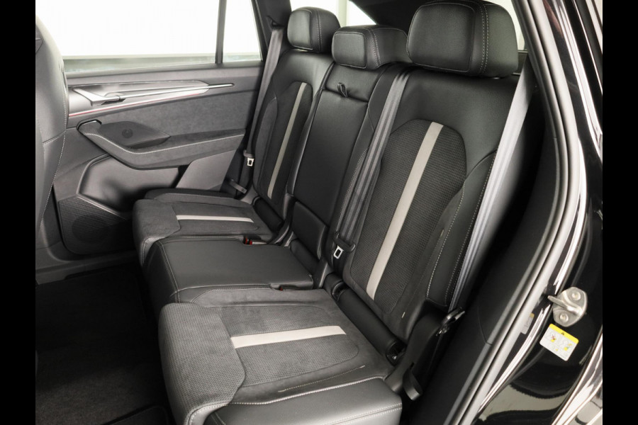 Škoda Kodiaq 1.5 TSI PHEV 204pk Sportline Business 204pk | Panoramadak | Trekhaak | Elektrisch verstelbare voorstoel met geheugen | Verwarmbare voorstoelen en achterbank |  Verlengde garantie |