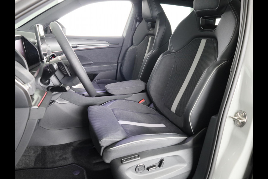 Škoda Kodiaq Sportline Business PHEV 1.5 TSI 204pk DSG-6 | Adaptive Cruise | Elek. stoel | Camera | Stoelverwarming