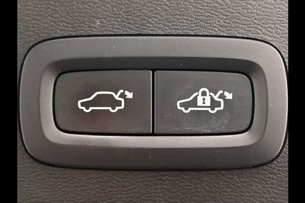 Volvo XC40 1.5 T4 Recharge | PHEV | Navigatie | Climate | 1e Eigenaar
