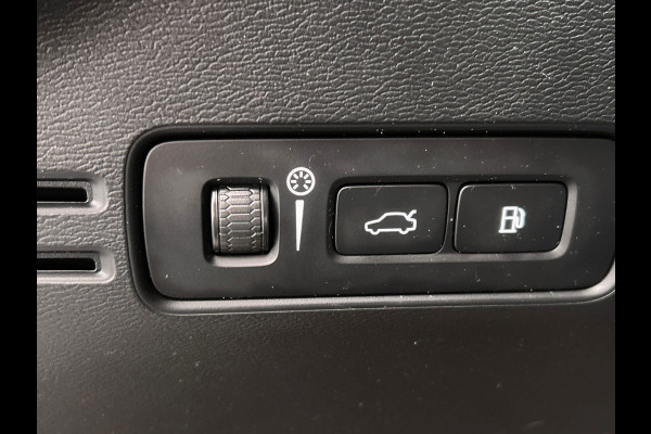 Volvo XC40 1.5 T4 Recharge | PHEV | Navigatie | Climate | 1e Eigenaar