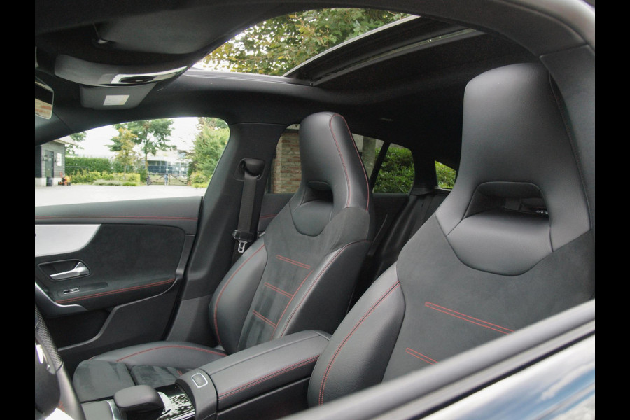 Mercedes-Benz CLA-Klasse Shooting Brake 200 Business Solution AMG | Panoramadak | Camera | Sfeerverlichting | Apple Carplay | Burmester |