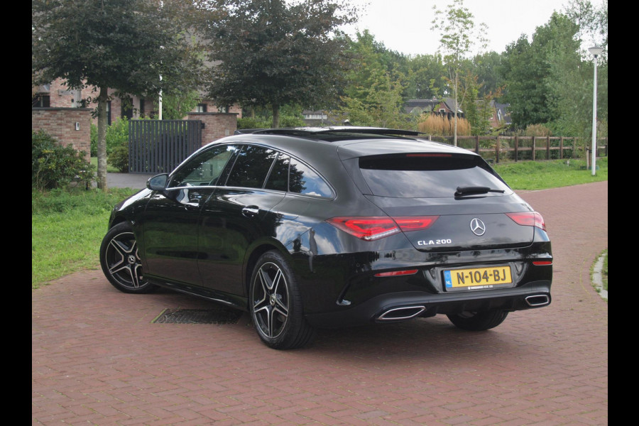 Mercedes-Benz CLA-Klasse Shooting Brake 200 Business Solution AMG | Panoramadak | Camera | Sfeerverlichting | Apple Carplay | Burmester |