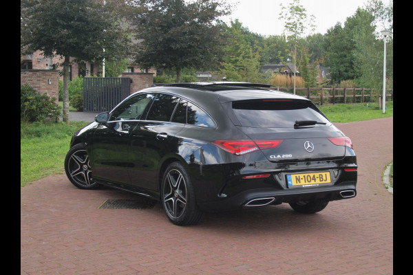 Mercedes-Benz CLA-Klasse Shooting Brake 200 Business Solution AMG | Panoramadak | Camera | Sfeerverlichting | Apple Carplay | Burmester |