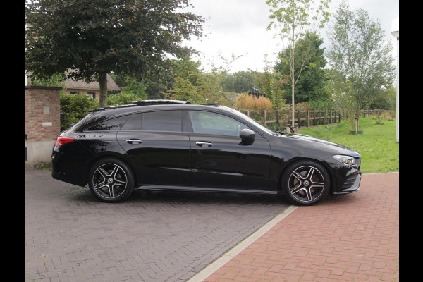 Mercedes-Benz CLA-Klasse Shooting Brake 200 Business Solution AMG | Panoramadak | Camera | Sfeerverlichting | Apple Carplay | Burmester |