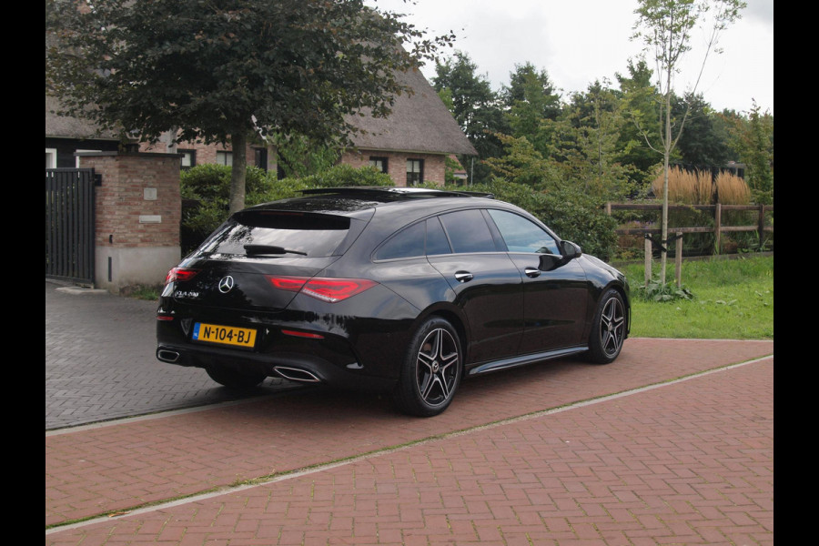 Mercedes-Benz CLA-Klasse Shooting Brake 200 Business Solution AMG | Panoramadak | Camera | Sfeerverlichting | Apple Carplay | Burmester |