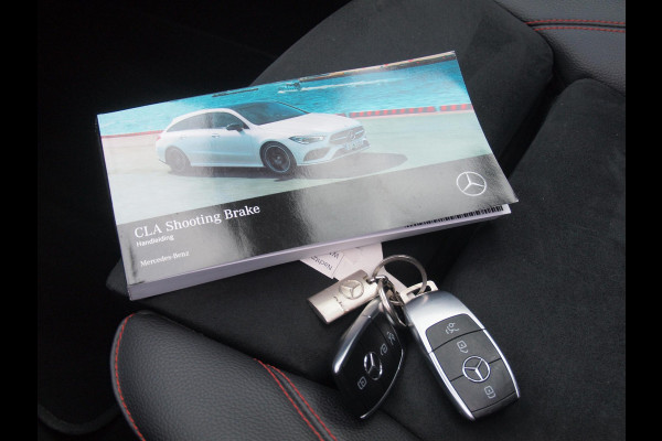 Mercedes-Benz CLA-Klasse Shooting Brake 200 Business Solution AMG | Panoramadak | Camera | Sfeerverlichting | Apple Carplay | Burmester |