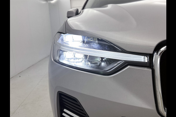 Volvo XC60 2.0 T6 Plug-in LongRange / AWD Plus Bright / Trekhaak / Panoramadak / Pdc+Camera / NL.Auto / Stoel-Stuurverwarming / Apk 02-2028