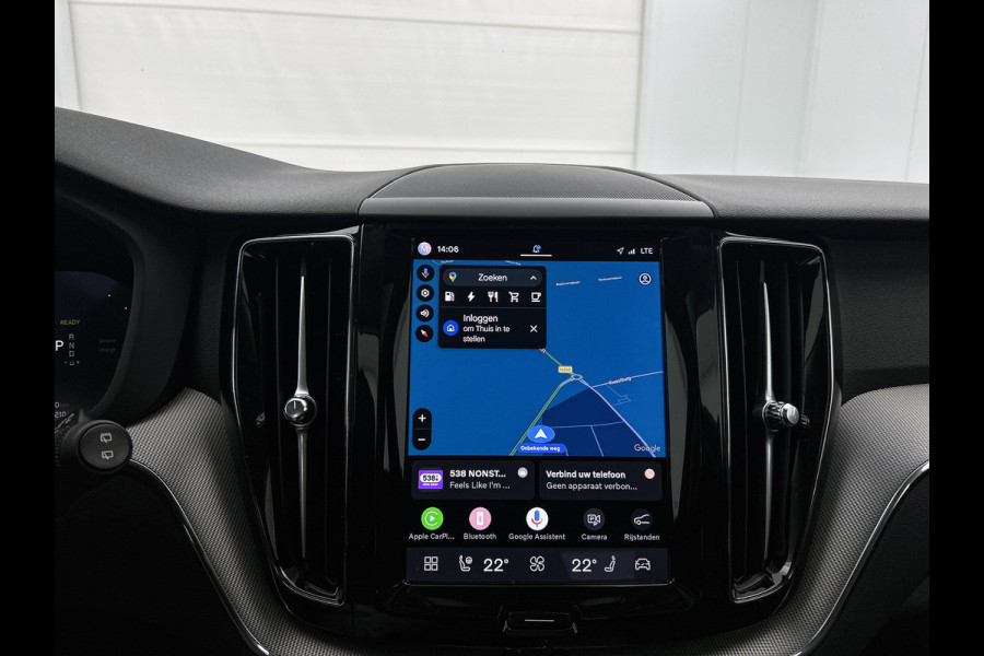 Volvo XC60 2.0 T6 Plug-in LongRange / AWD Plus Bright / Trekhaak / Panoramadak / Pdc+Camera / NL.Auto / Stoel-Stuurverwarming / Apk 02-2028