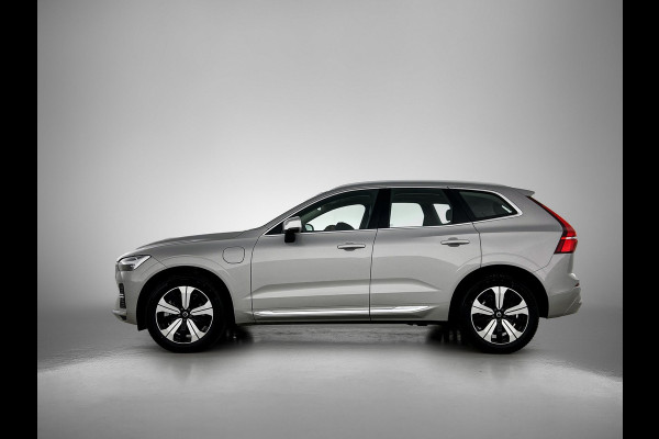 Volvo XC60 2.0 T6 Plug-in LongRange / AWD Plus Bright / Trekhaak / Panoramadak / Pdc+Camera / NL.Auto / Stoel-Stuurverwarming / Apk 02-2028