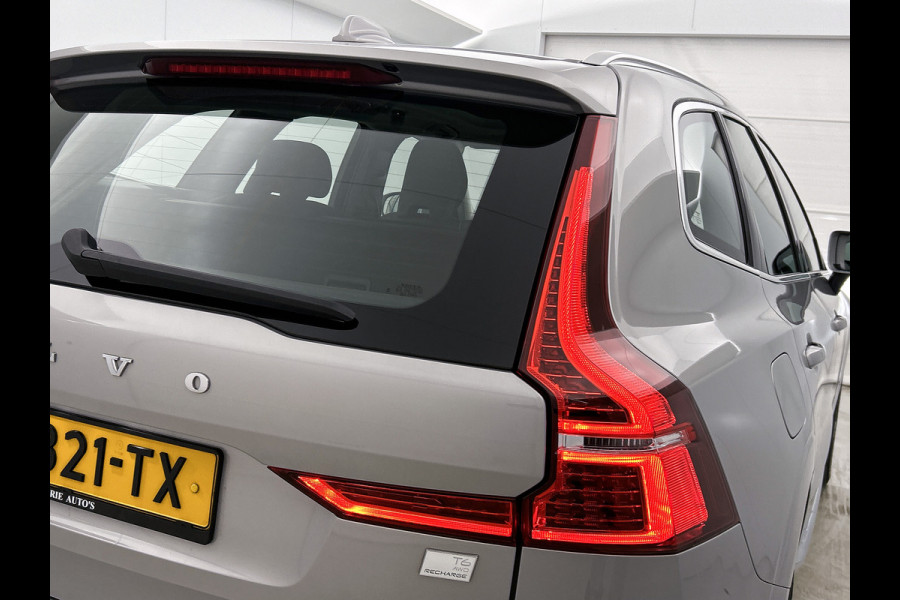 Volvo XC60 2.0 T6 Plug-in LongRange / AWD Plus Bright / Trekhaak / Panoramadak / Pdc+Camera / NL.Auto / Stoel-Stuurverwarming / Apk 02-2028