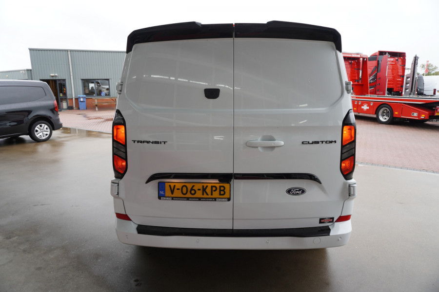 Ford Transit Custom 320L 2.0 TDCI 170PK L2H1 Limited DubbelCabine Automaat Schuifdeur L/R Nr. V093 | Airco | Adap.Cruise | Navi | 360 Camera / 19 inch LM Velgen DEMO