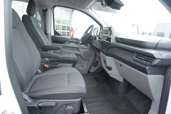 Ford Transit Custom 320L 2.0 TDCI 170PK L2H1 Limited DubbelCabine Automaat Schuifdeur L/R Nr. V093 | Airco | Adap.Cruise | Navi | 360 Camera / 19 inch LM Velgen DEMO
