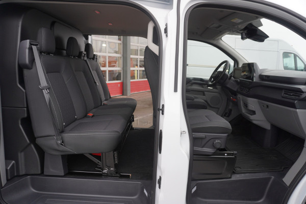 Ford Transit Custom 320L 2.0 TDCI 170PK L2H1 Limited DubbelCabine Automaat Schuifdeur L/R Nr. V093 | Airco | Adap.Cruise | Navi | 360 Camera / 19 inch LM Velgen DEMO