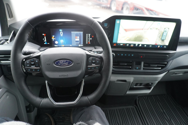 Ford Transit Custom 320L 2.0 TDCI 170PK L2H1 Limited DubbelCabine Automaat Schuifdeur L/R Nr. V093 | Airco | Adap.Cruise | Navi | 360 Camera / 19 inch LM Velgen DEMO