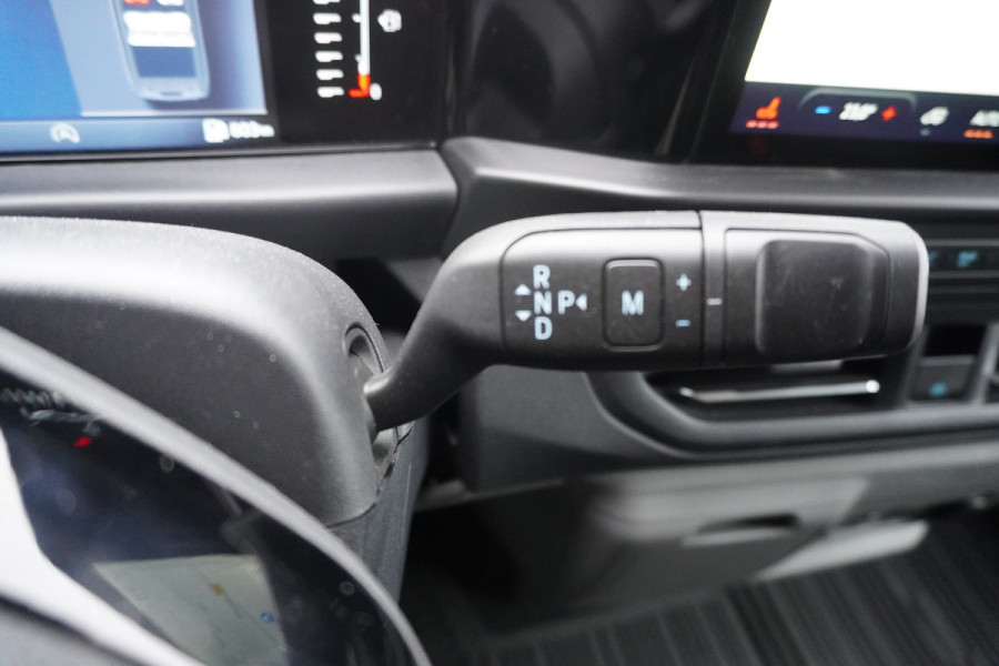 Ford Transit Custom 320L 2.0 TDCI 170PK L2H1 Limited DubbelCabine Automaat Schuifdeur L/R Nr. V093 | Airco | Adap.Cruise | Navi | 360 Camera / 19 inch LM Velgen DEMO