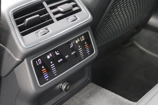 Audi A6 Avant 55 TFSI e Quattro S-Line Competition | Pano | ACC | B&O | 360 | Memory