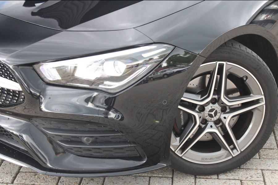 Mercedes-Benz CLA-Klasse Shooting Brake 200 AMG Line | Sfeer | Stoelverwarming | Blind spot