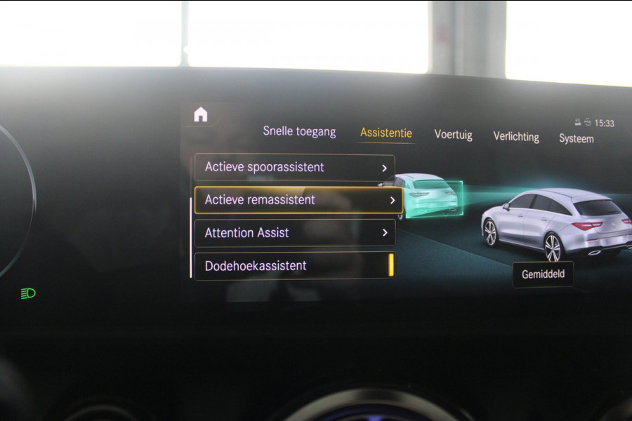 Mercedes-Benz CLA-Klasse Shooting Brake 200 AMG Line | Sfeer | Stoelverwarming | Blind spot