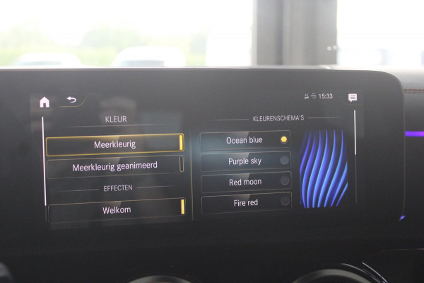 Mercedes-Benz CLA-Klasse Shooting Brake 200 AMG Line | Sfeer | Stoelverwarming | Blind spot