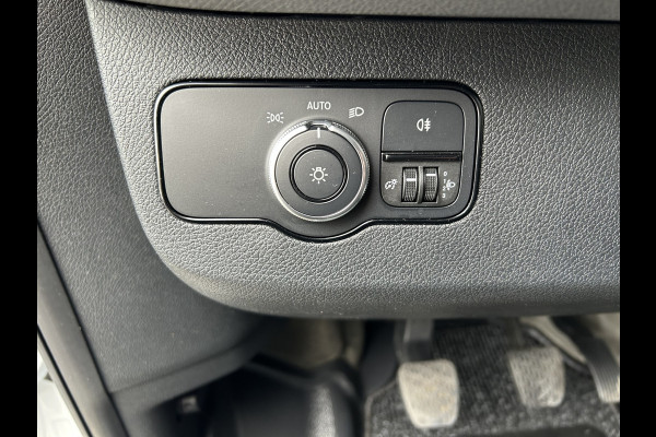 Mercedes-Benz Sprinter 314 CDI L2 H2 MBUX / Trekhaak / Camera / Carplay navigatie / Airco / 270 Graden achterdeuren