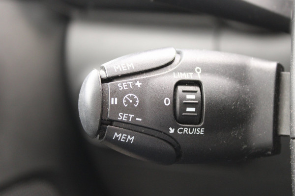 Citroën C3 1.2 S&S Feel Carplay Cruise Navi PDC
