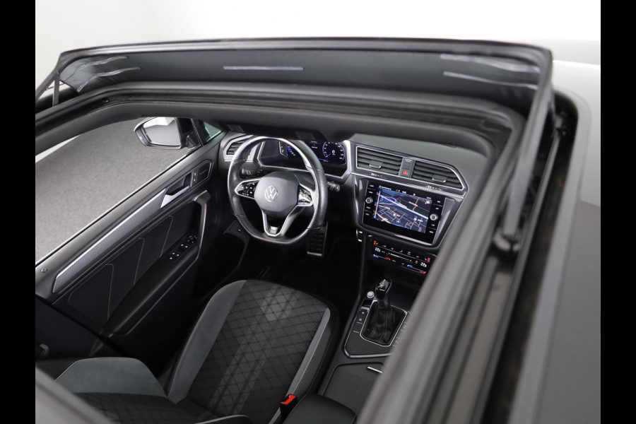 Volkswagen Tiguan Allspace 1.5 TSI R-Line Business+ 7p. |150 pk Automaat (DSG) |R-line  | Navigatie | Matrix LED koplampen | Stoel + Stuur verwarming| Panoramadak | Achteruit rijcamera | Parkeersensoren