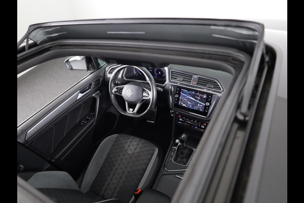 Volkswagen Tiguan Allspace 1.5 TSI R-Line Business+ 7p. |150 pk Automaat (DSG) |R-line  | Navigatie | Matrix LED koplampen | Stoel + Stuur verwarming| Panoramadak | Achteruit rijcamera | Parkeersensoren
