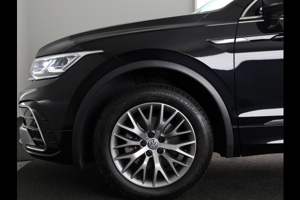 Volkswagen Tiguan Allspace 1.5 TSI R-Line Business+ 7p. |150 pk Automaat (DSG) |R-line  | Navigatie | Matrix LED koplampen | Stoel + Stuur verwarming| Panoramadak | Achteruit rijcamera | Parkeersensoren