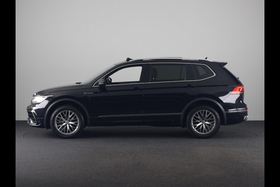 Volkswagen Tiguan Allspace 1.5 TSI R-Line Business+ 7p. |150 pk Automaat (DSG) |R-line  | Navigatie | Matrix LED koplampen | Stoel + Stuur verwarming| Panoramadak | Achteruit rijcamera | Parkeersensoren
